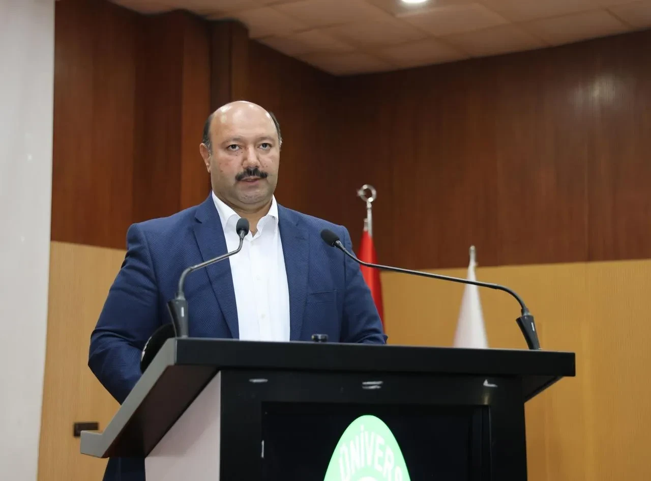 Iğdır Üniversitesi'nde toplumsal barış ve terörsüz gelecek paneli düzenlendi