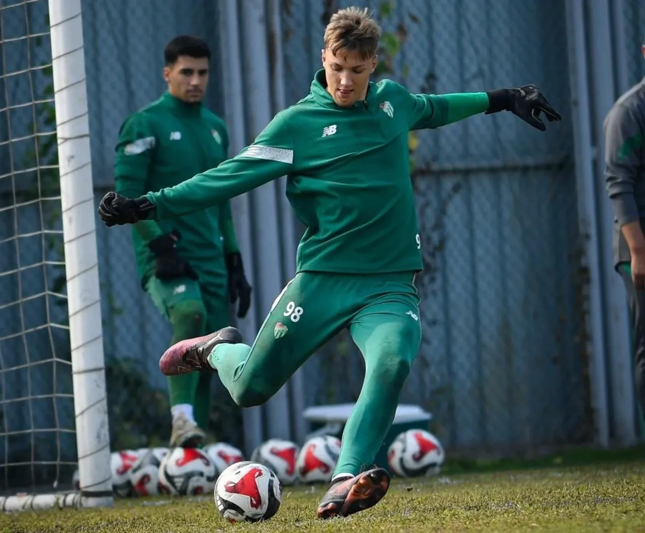 Bursaspor muşspor maçı hazırlıklarına özlüce tesislerinde başladı