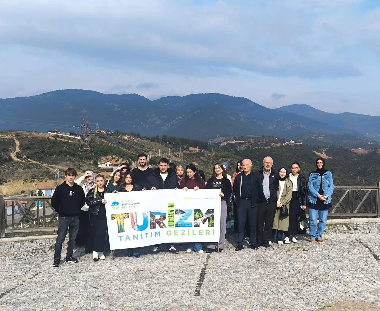 Sakarya Büyükşehir Belediyesi turizm öğrencileri için tanıtım gezileri düzenliyor