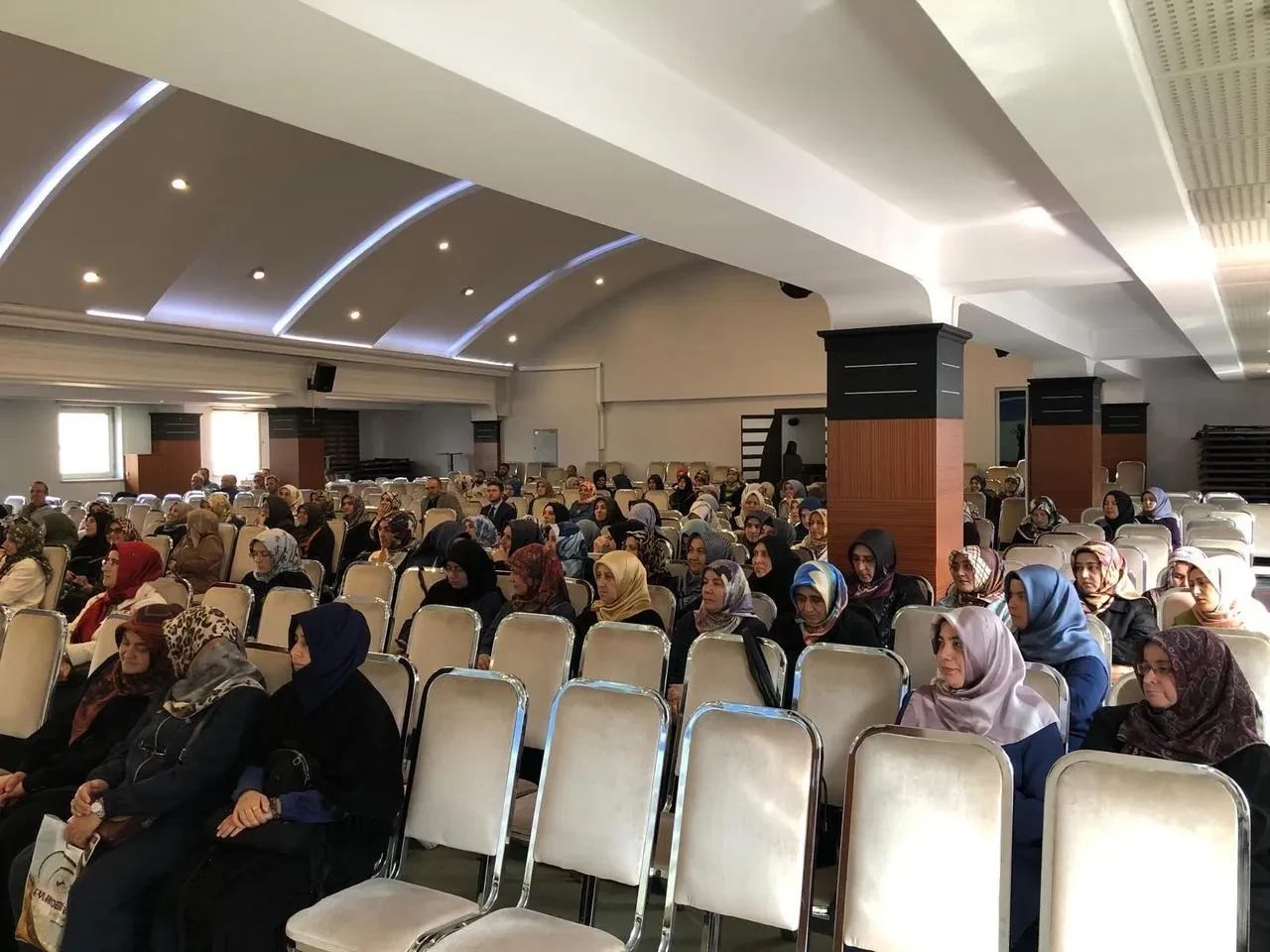 Düzce İl Müftülüğü personellerine iş sağlığı ve güvenliği eğitimi verildi