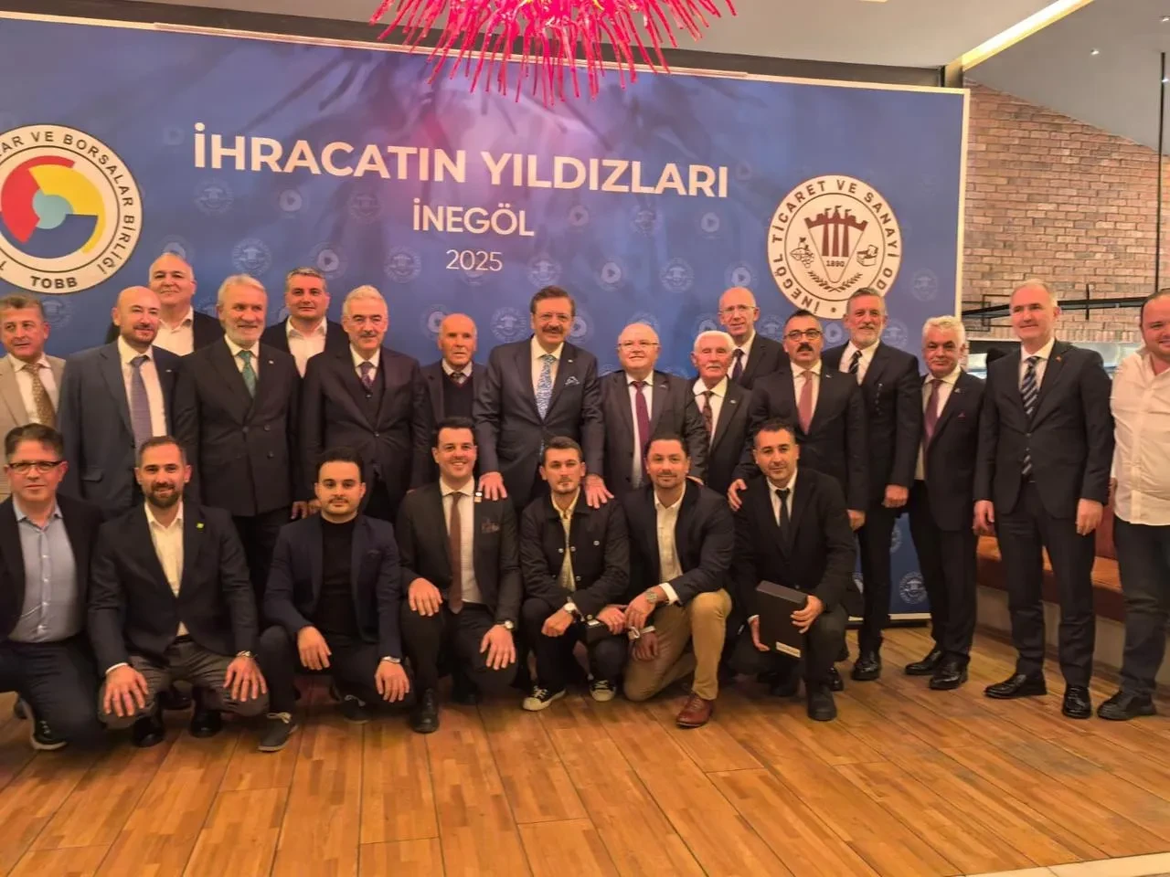 İnegöl Ticaret ve Sanayi Odası ihracatın yıldızlarını ödüllendirdi