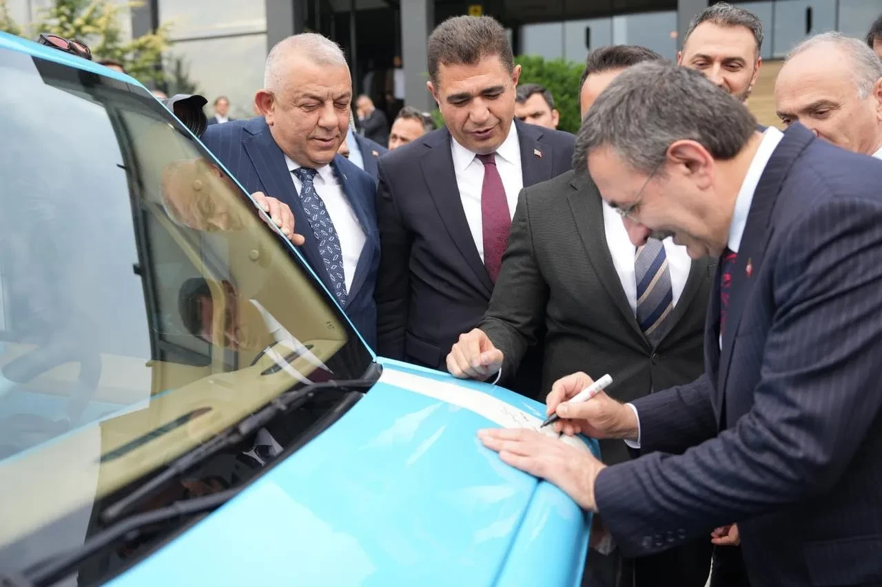 Düzce Tso Başkanı Bıyık, Cumhurbaşkanı Yardımcısı Yılmaz'a iş dünyası beklentilerini iletti