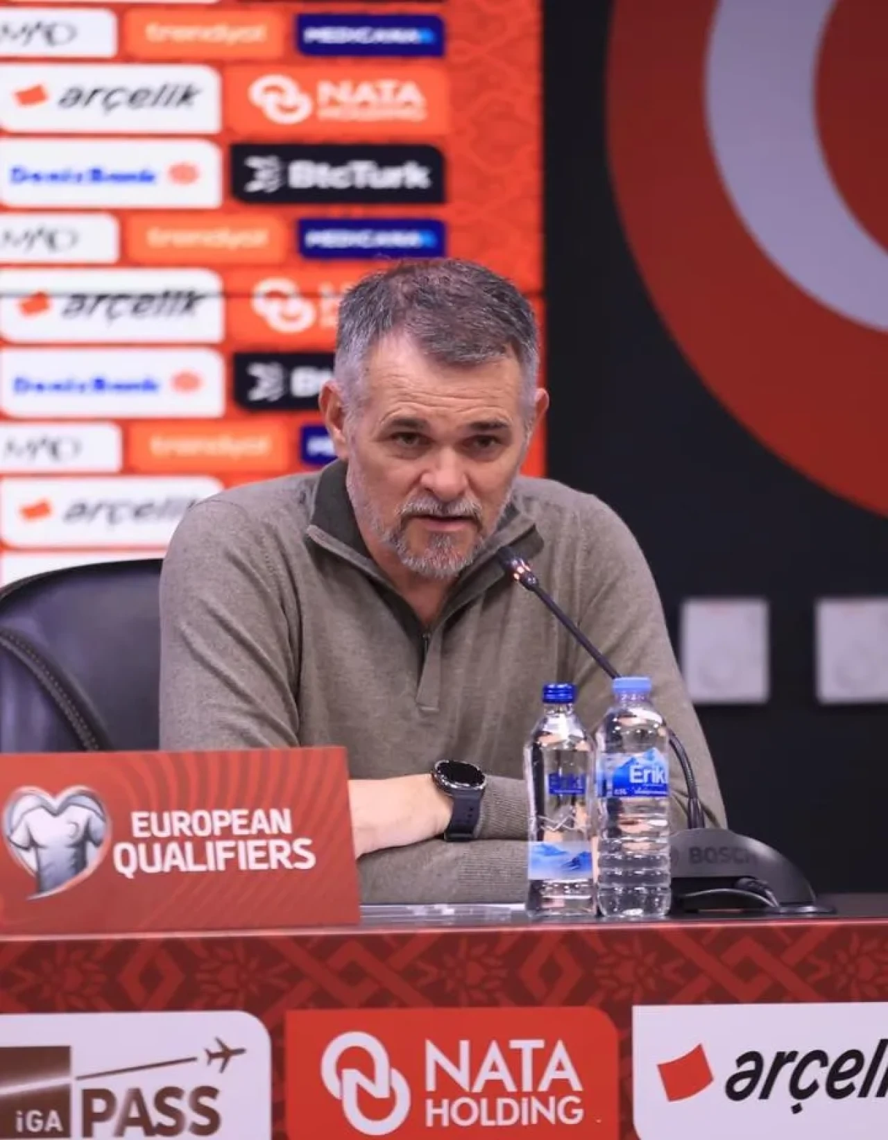 Willy Sagnol Türkiye’nin güçlü bir takım olduğunu söyledi