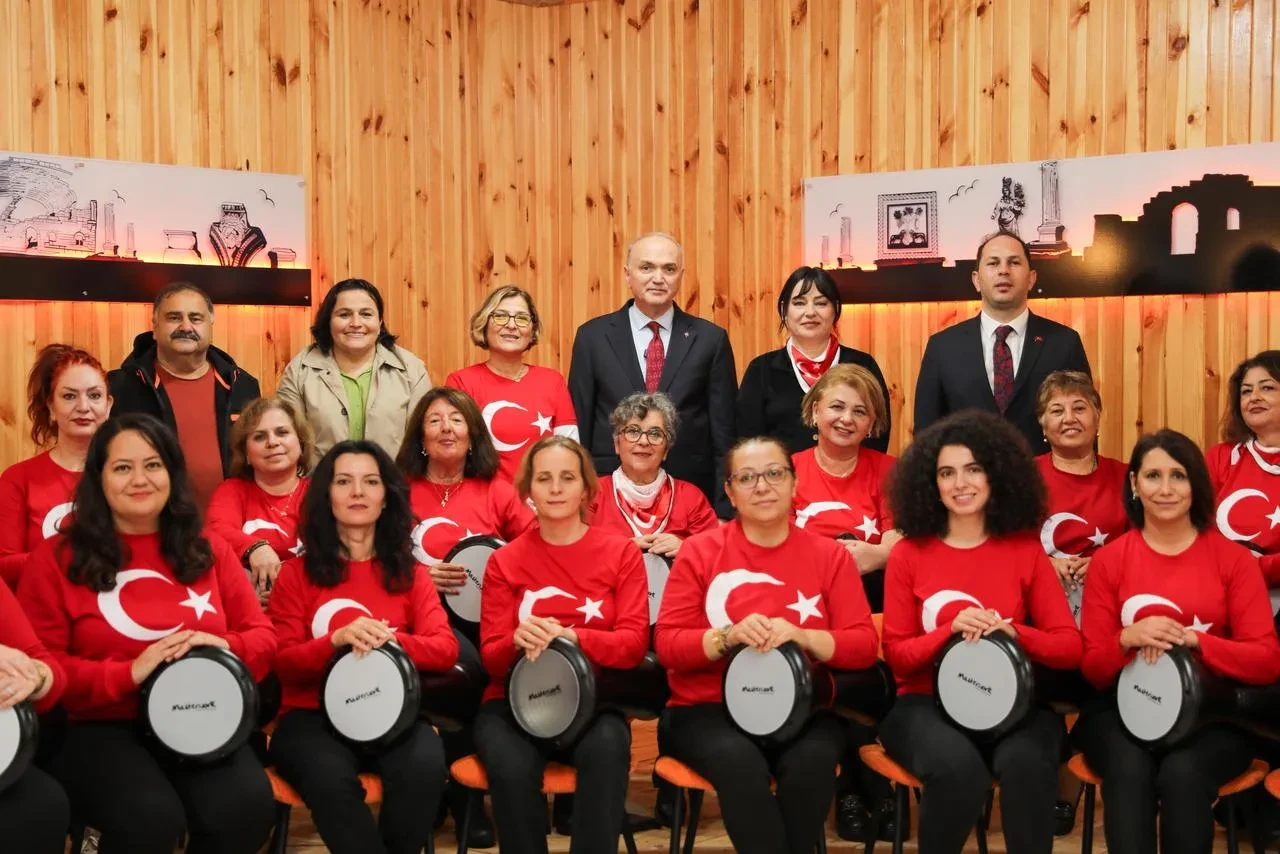 Düzce Belediyesi'nin kadın ritim grubu son provasını tamamladı