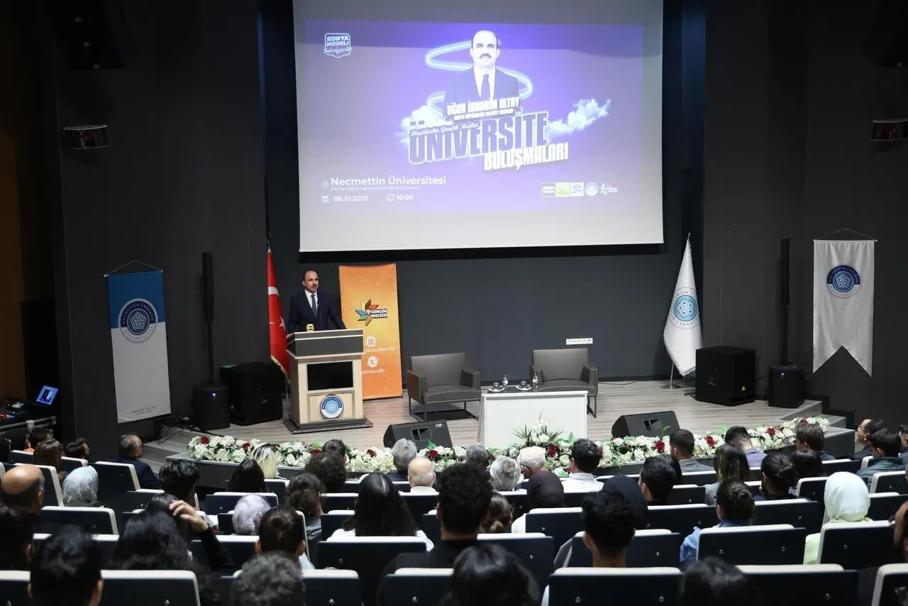 Başkan Altay Necmettin Erbakan Üniversitesinde gençlerle buluştu
