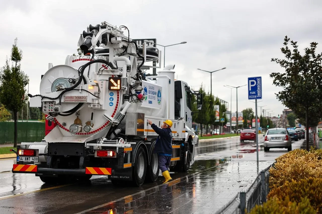 SASKİ Marmara Bölgesi'ndeki kuvvetli yağışa karşı 270 personelle hazırlık yaptı