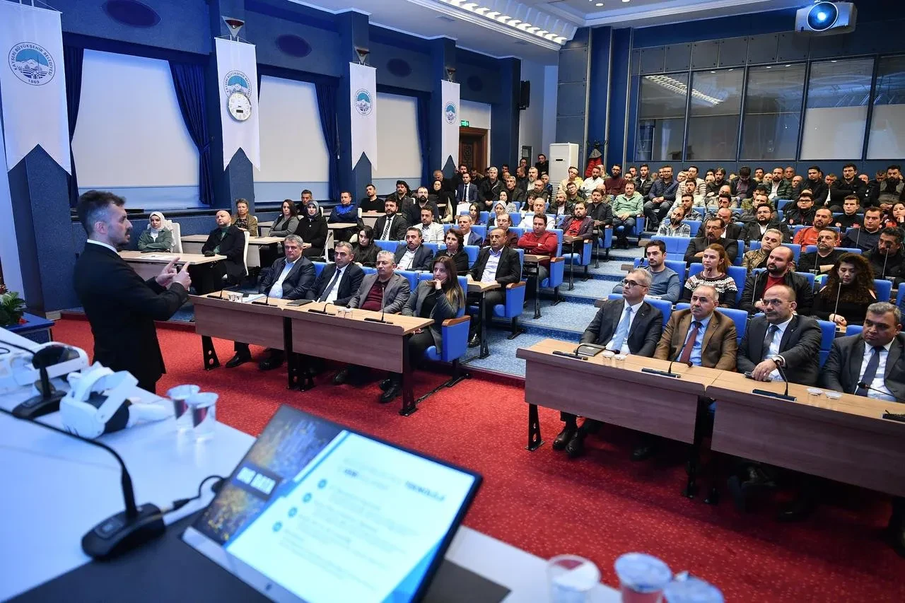 Kayseri Büyükşehir Belediyesi dijital belediyecilikte Türkiye'nin önde gelen şehirleri arasında