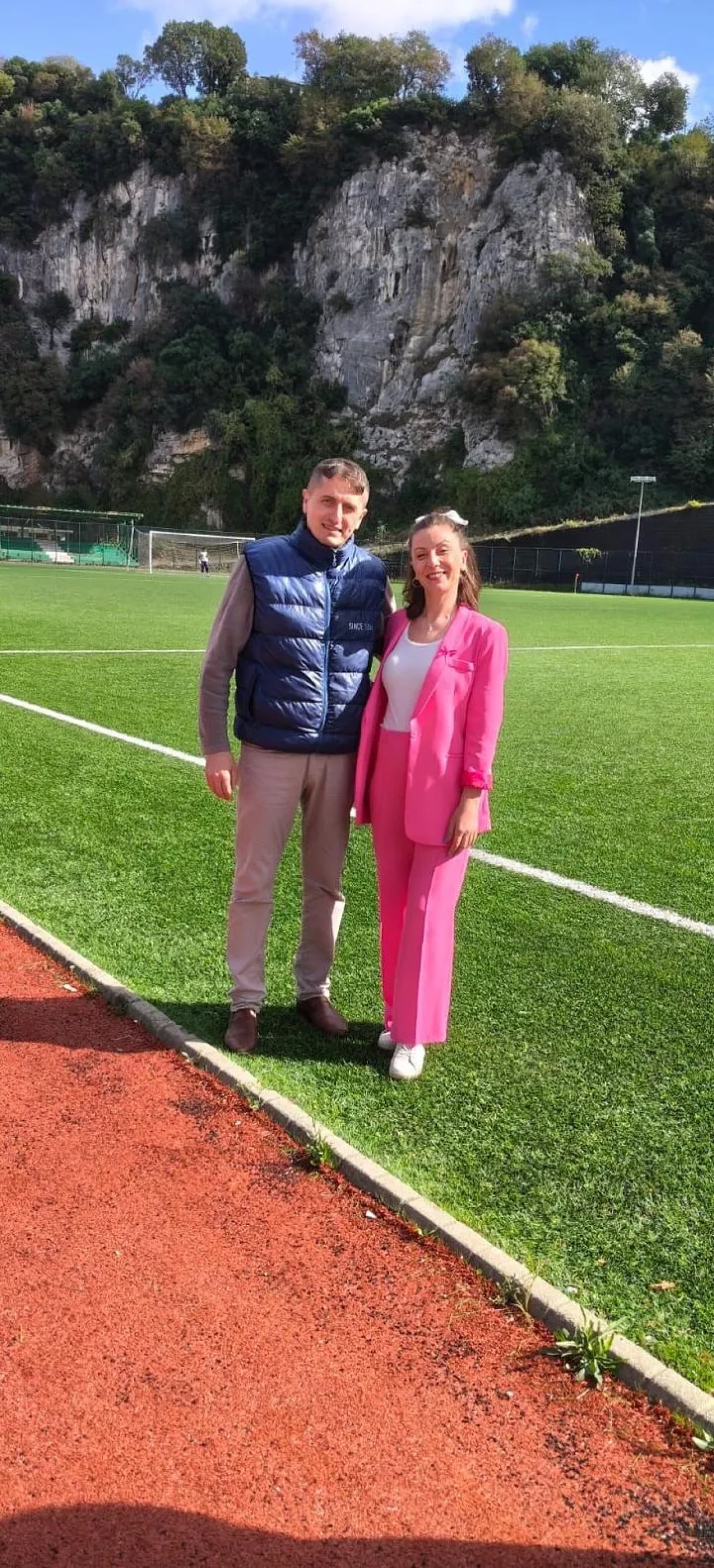 Kozlu Belediyespor kanseri yenen Nilda Kadam için balonlar bıraktı