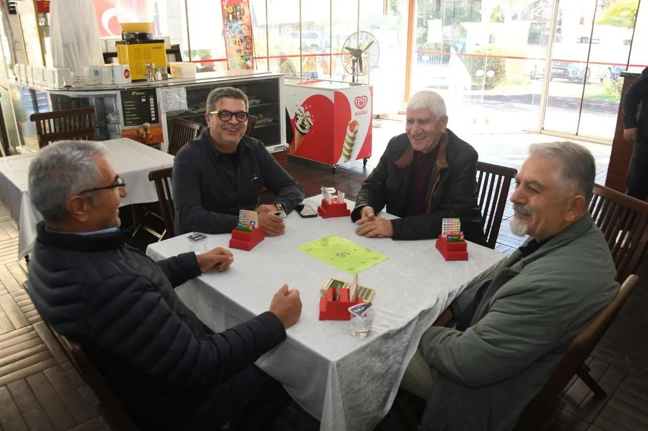 Osmangazi Belediyesi briç turnuvasında 128 sporcu mücadele etti