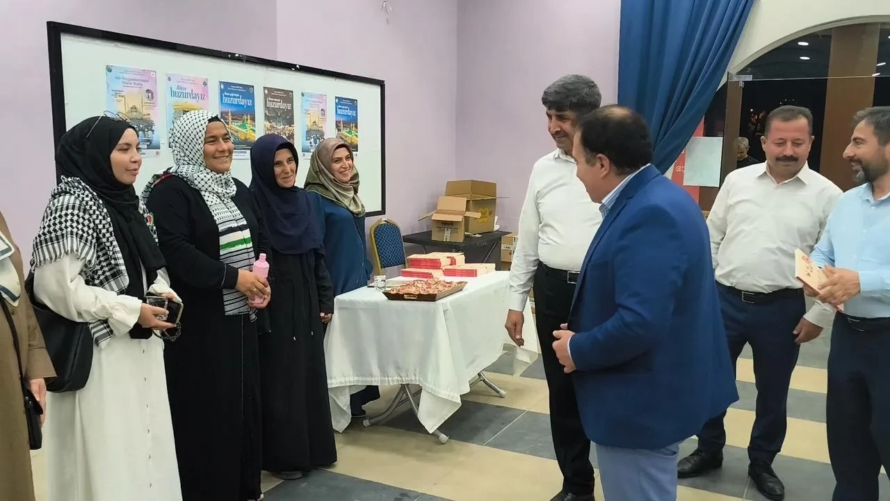 Anamur’da peygamberimiz cami ve namaz konulu konferans düzenlendi
