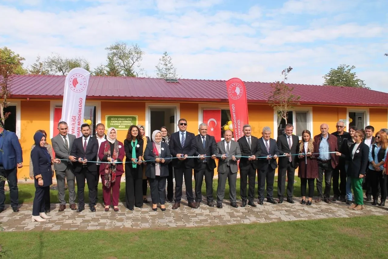 Düzce’de kadın üreticiler kooperatif binasını açtı