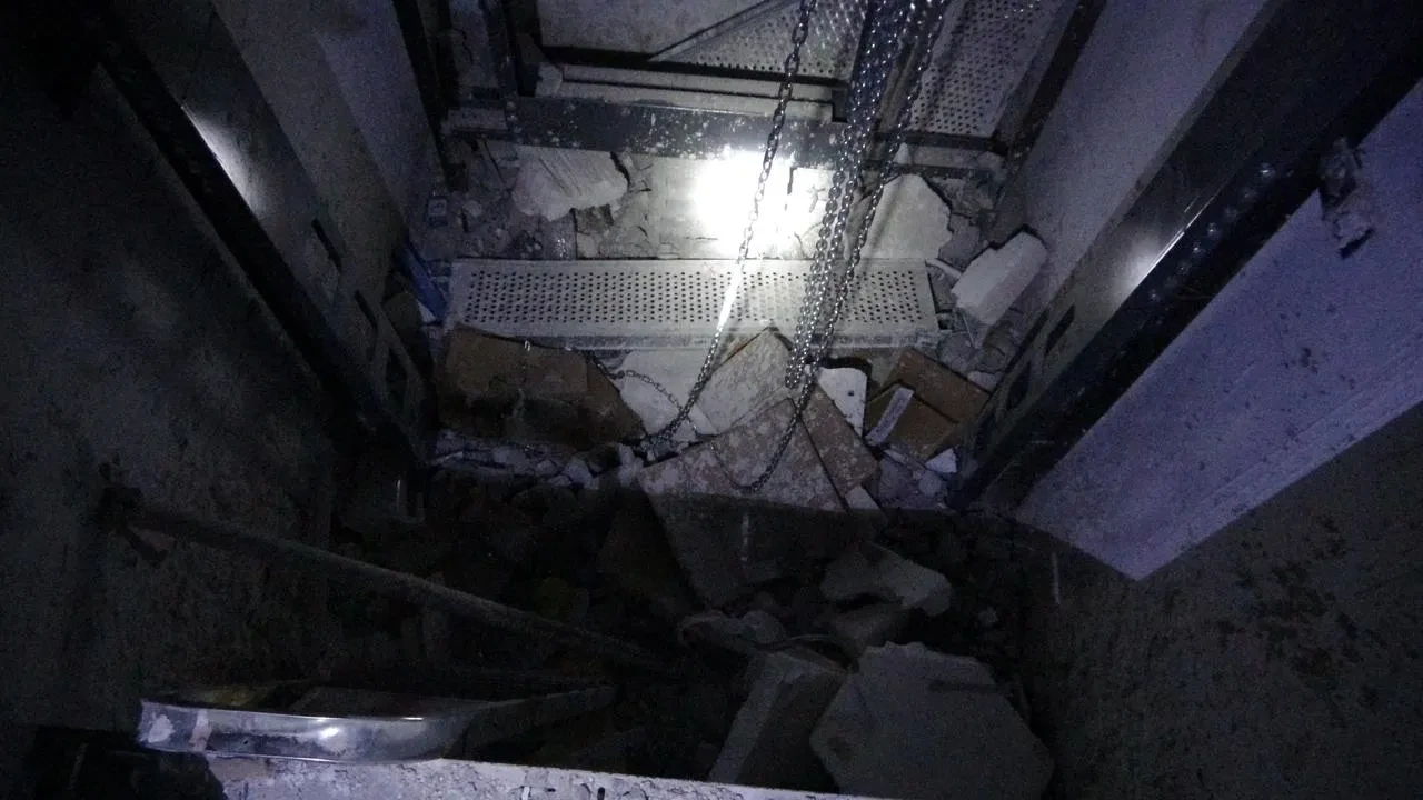 Malatya’da asansör montajı sırasında işçi düşerek ağır yaralandı