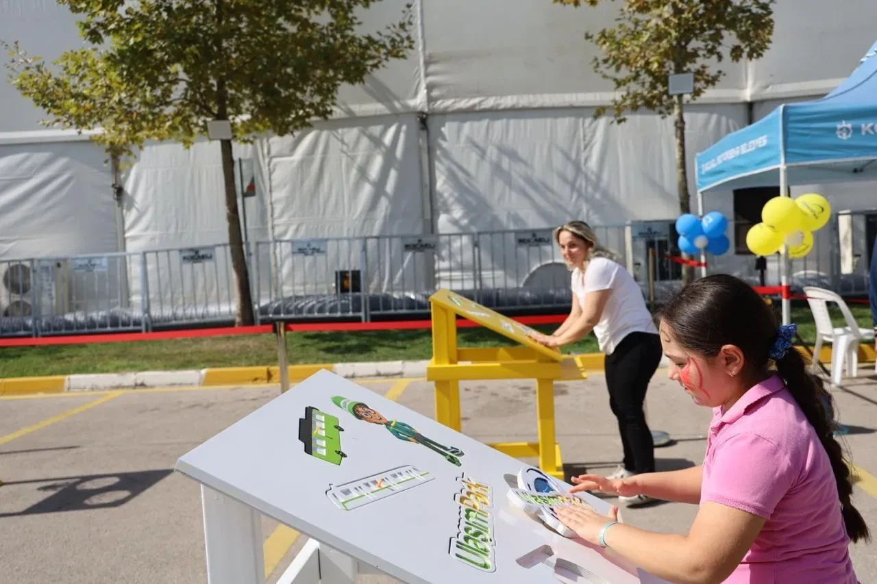 UlaşımPark standı Kocaeli Kitap Fuarı’nda miniklerin ilgi odağı oldu