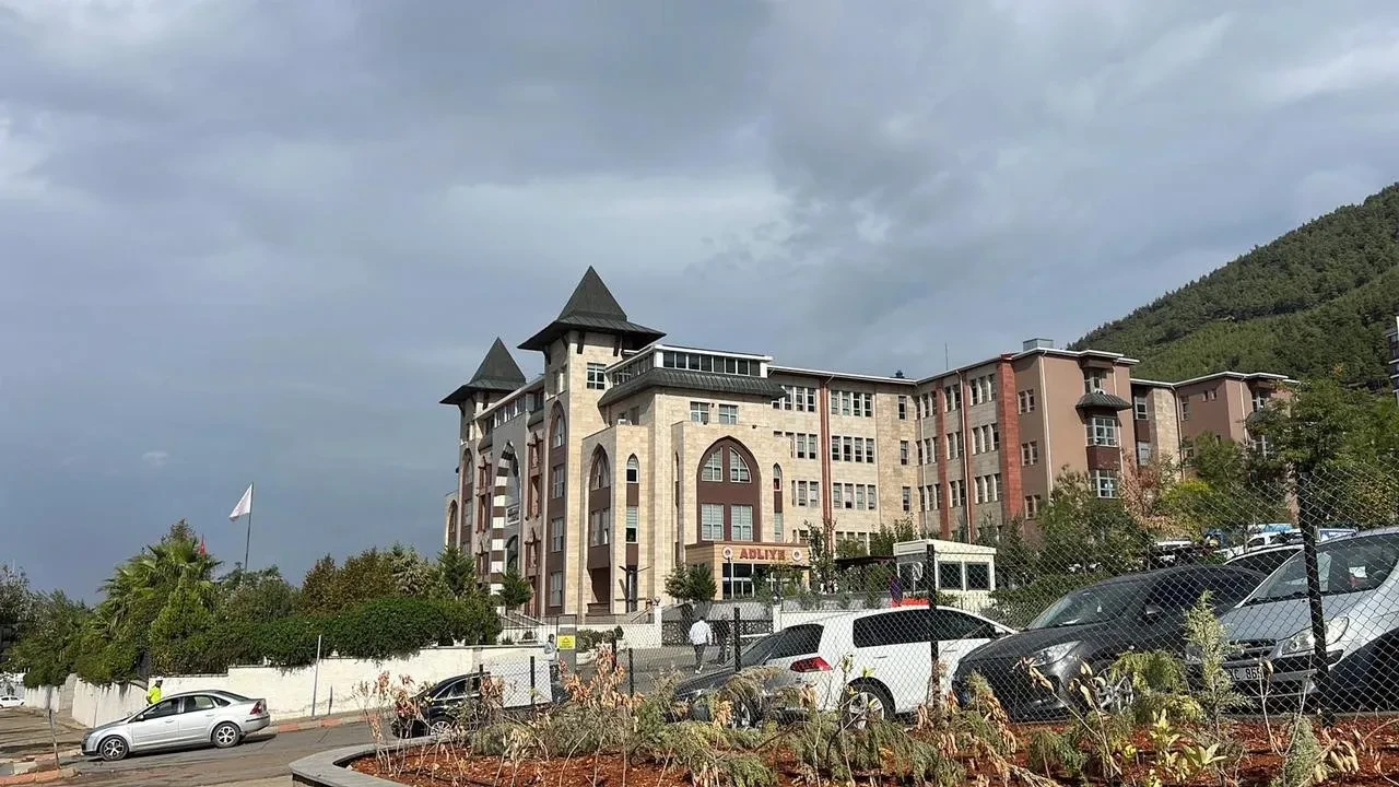 Ezgi Apartmanı davası Kahramanmaraş'ta yeniden ertelendi