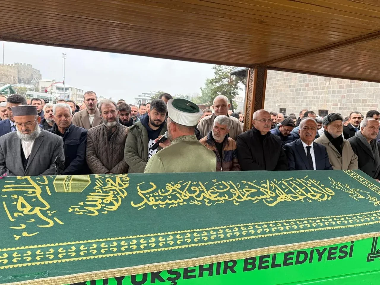 Selma Taş Erzurum Narmanlı Camii’nde son yolculuğuna uğurlandı
