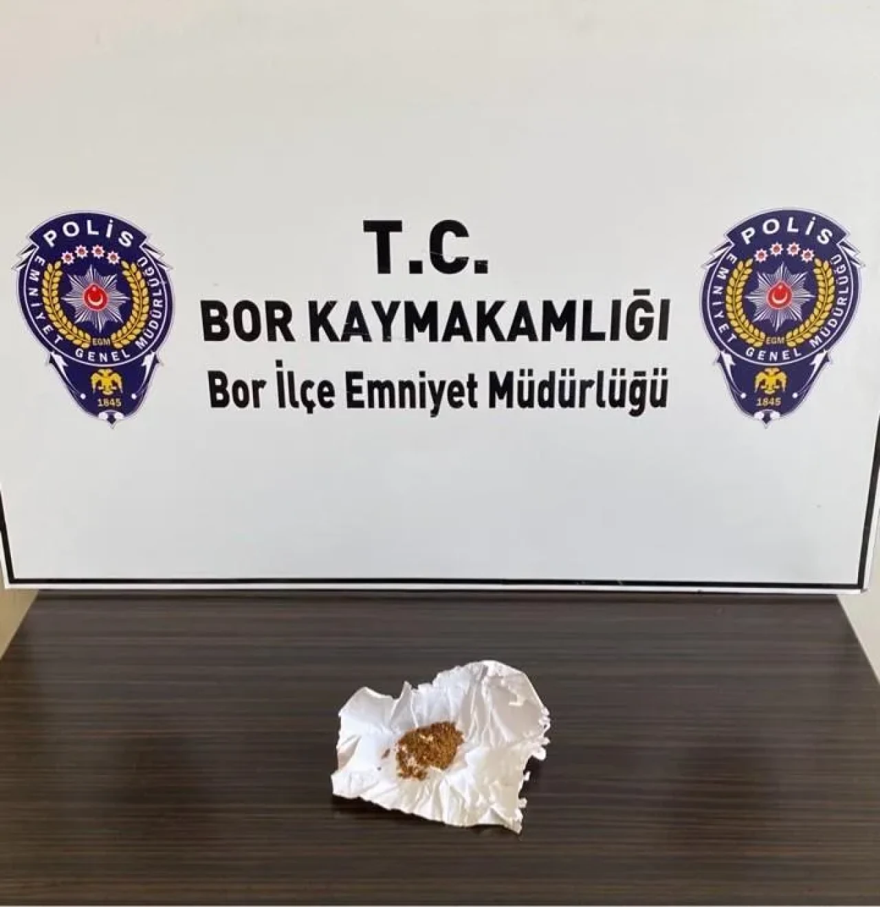 Niğde’nin Bor ilçesinde uyuşturucu operasyonunda 4 şüpheli yakalandı