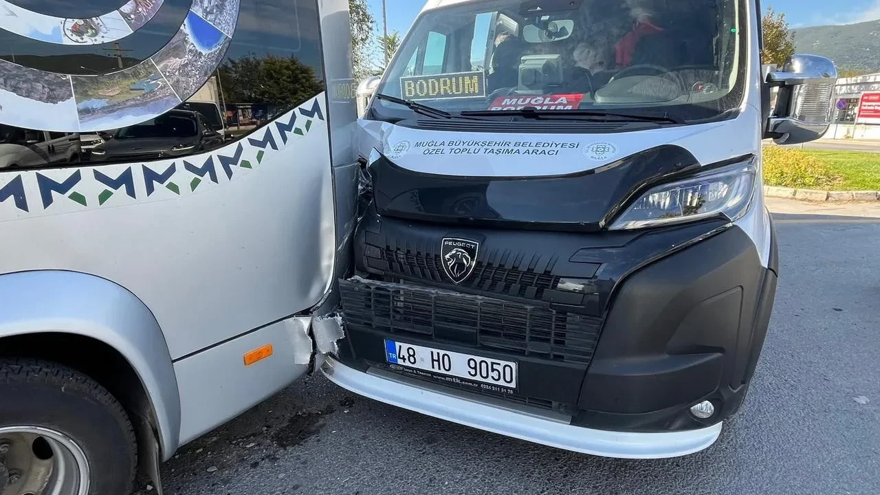 Muğla’nın Menteşe ilçesinde zincirleme trafik kazası meydana geldi