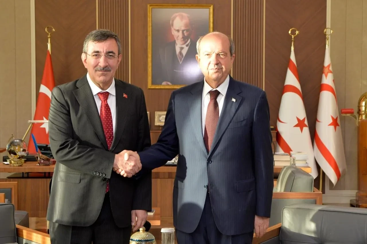 Cumhurbaşkanı yardımcısı Yılmaz KKTC cumhurbaşkanı Tatar ile Lefkoşa'da görüştü