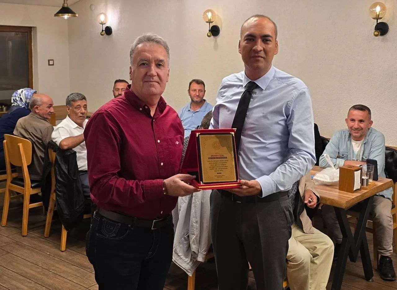 Murat İçel için gediz milli eğitim müdürlüğünde veda programı düzenlendi