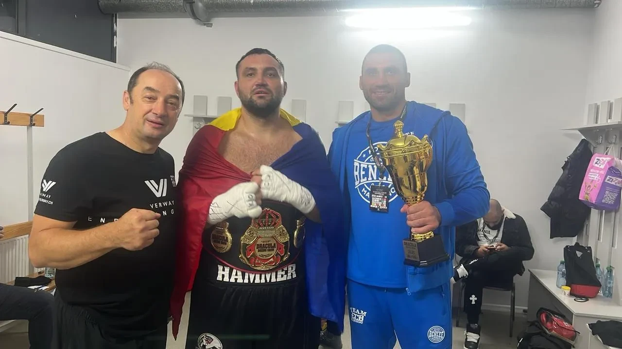 EC Boxing boksörleri Romanya’da rakiplerini nakavt etti