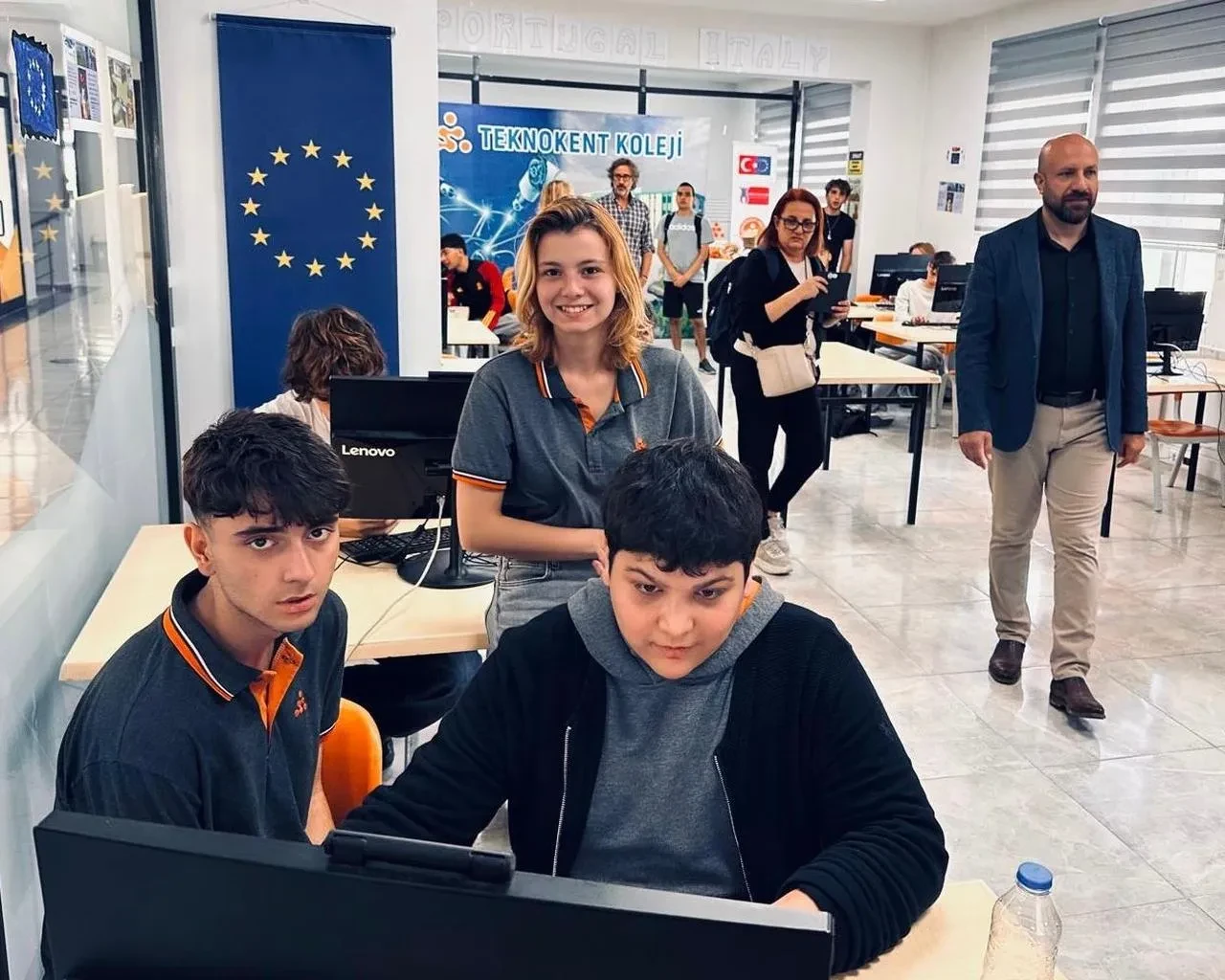 Van Teknokent Koleji Erasmus+ projesiyle teknoloji eğitiminde öne çıktı