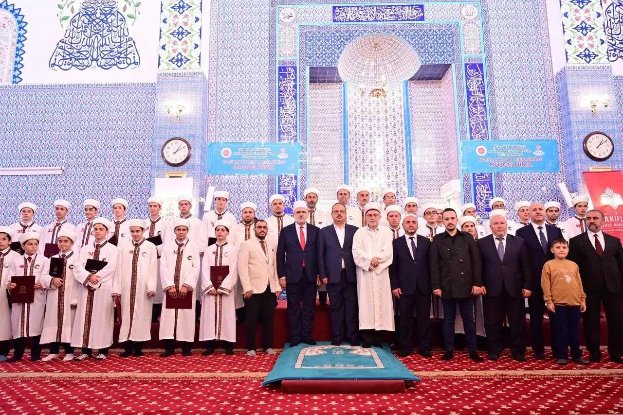 Aydın'da 26 genç hafızlık icazetini aldı