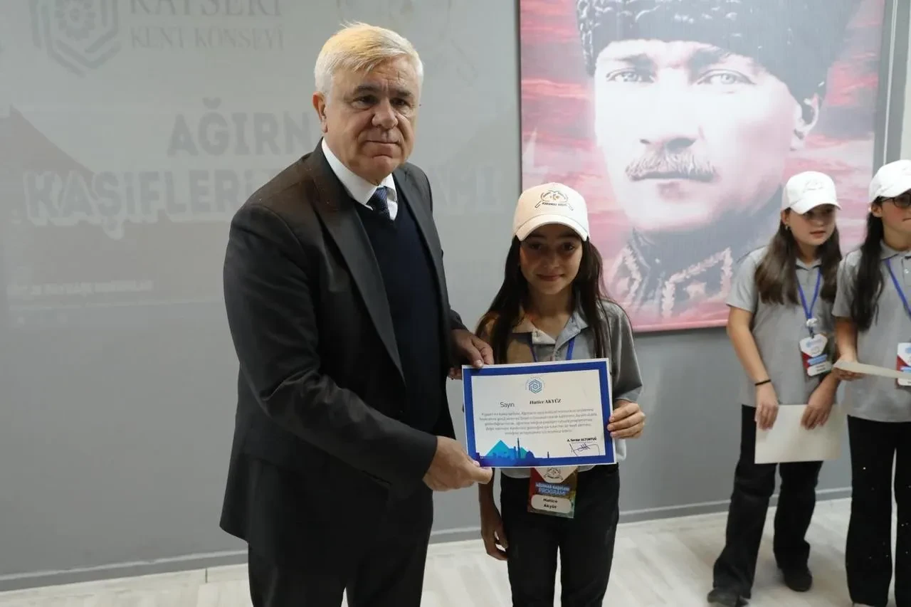 Kayseri Büyükşehir Belediyesi ağırnas kâşifleri projesiyle öğrencilere kültürel miras yolculuğu sunuyor