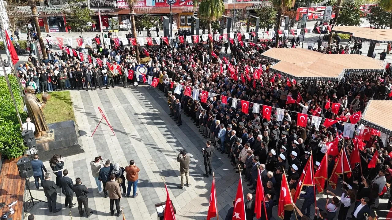 Arnavutköy'de cumhuriyetin 102. yılı coşkuyla kutlandı