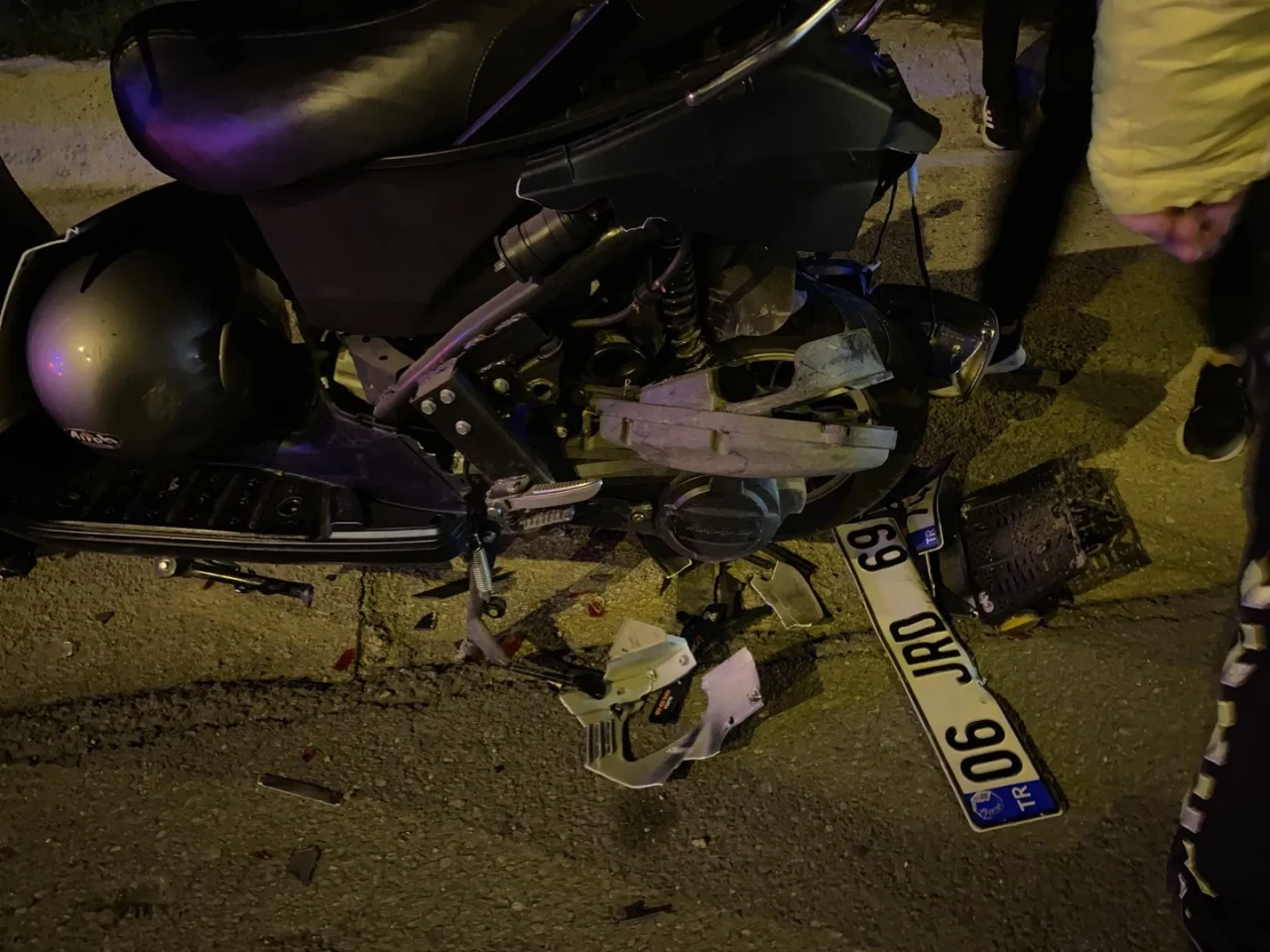 Bursa'nın Mudanya ilçesinde alkollü sürücü motosiklete çarpıp kaçtı