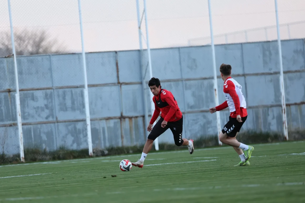 Sivasspor’da Esenler Erokspor maçı hazırlıkları antrenmanla başladı