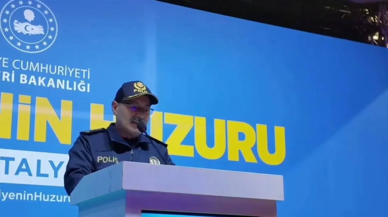 Antalya polisi Narkokapan-2 operasyonunda 458 kişiyi gözaltına aldı