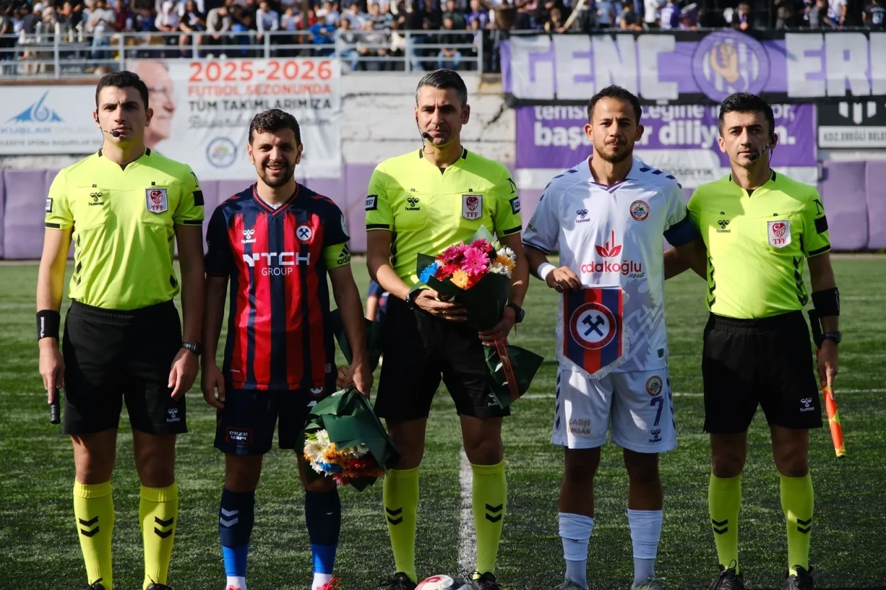 Karadeniz Ereğli Belediyespor sahasında Zonguldakspor’u 2-1 mağlup etti