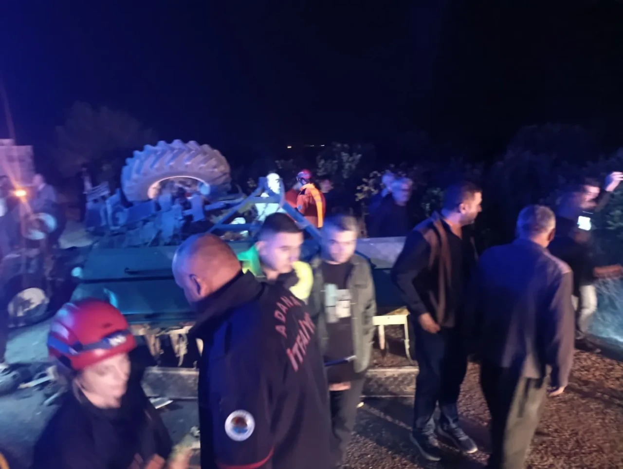 Adana’da zincirleme kaza sonucu yaralanan sürücü hastanede hayatını kaybetti