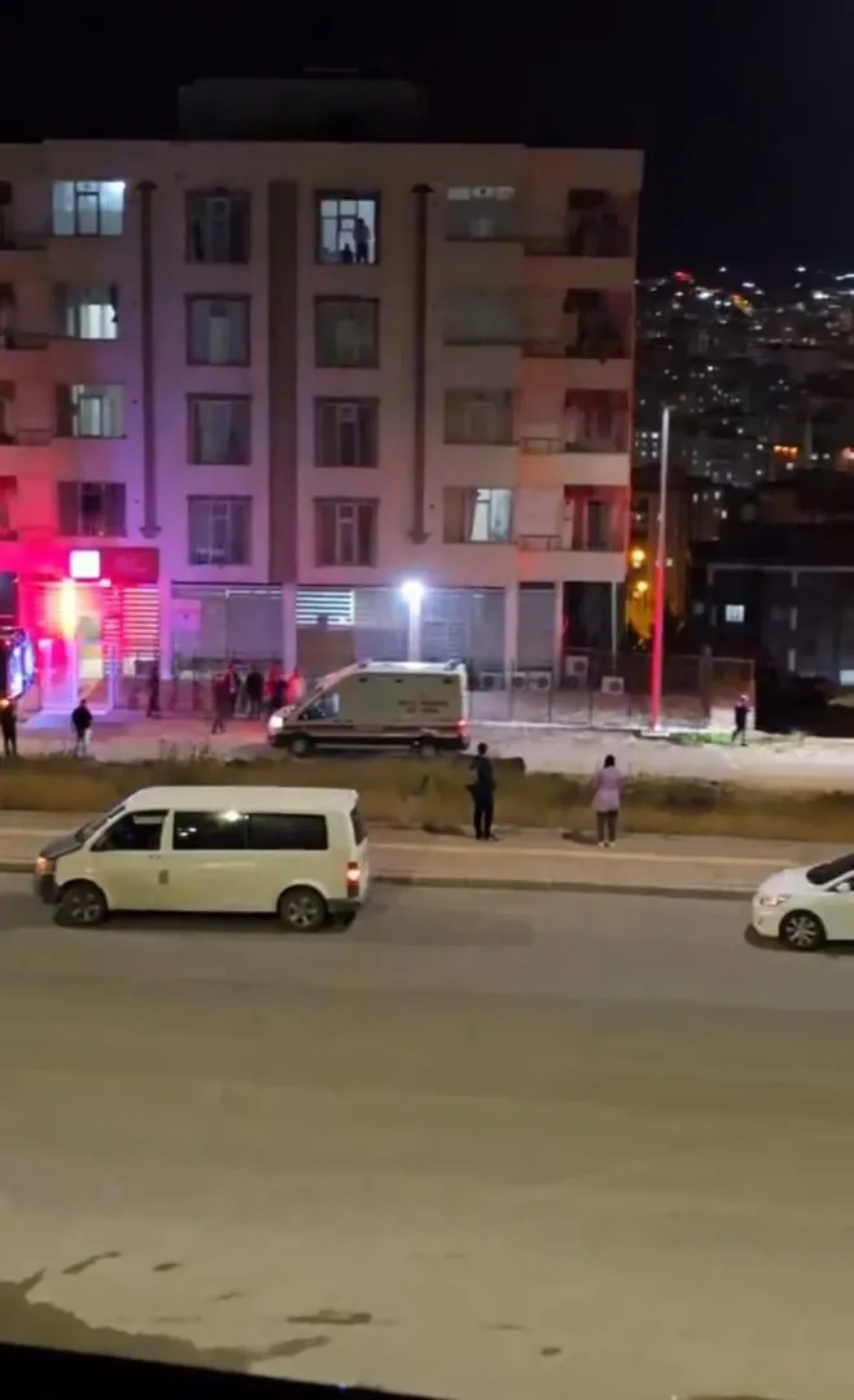 Şanlıurfa'da özel engelli bakım merkezinde çıkan yangında 7 yaşındaki çocuk hayatını kaybetti