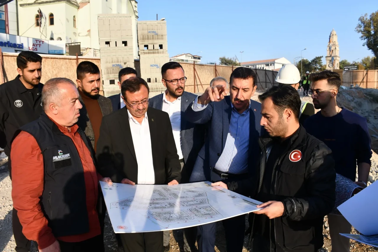 Malatya’da Saray Mahallesi’nde yeni prestij çarşısı inşaatı devam ediyor