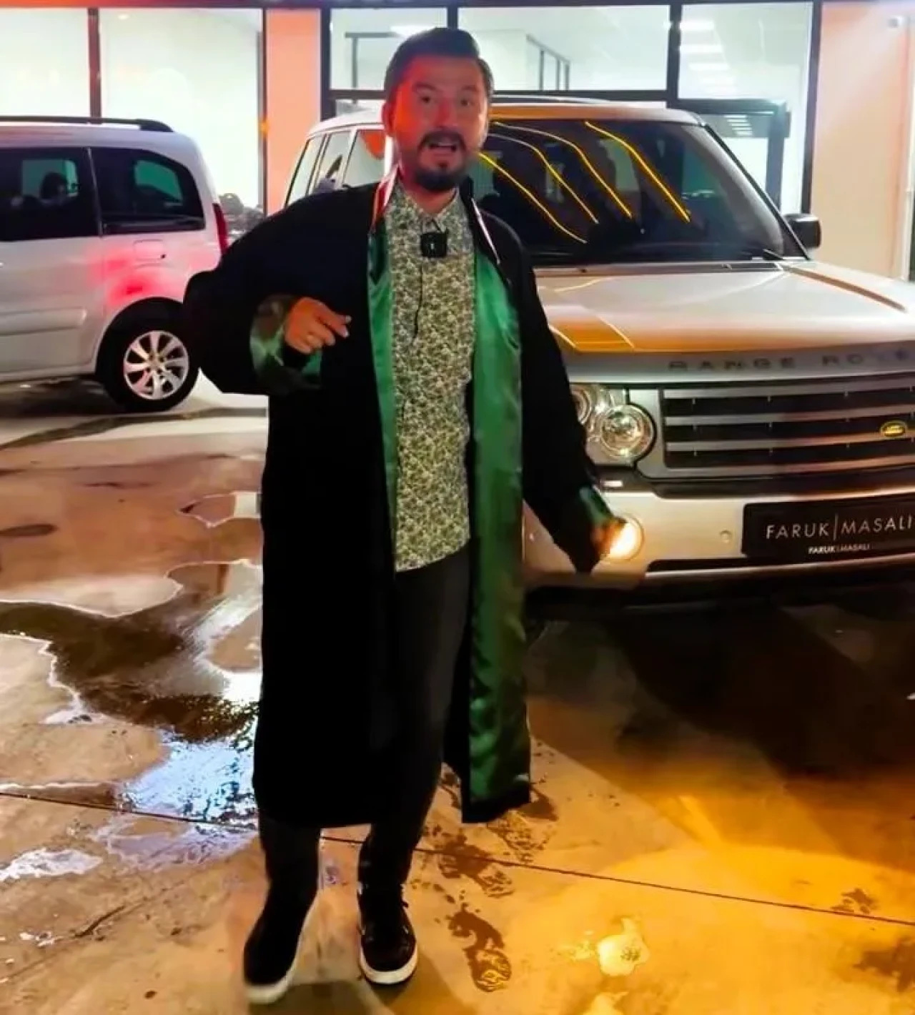 Denizli Barosu galericinin cübbeli reklamına suç duyurusunda bulundu