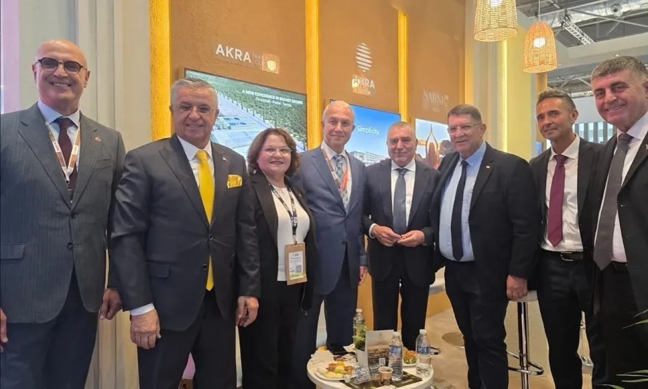 Didim Belediyesi turizm potansiyelini dünyaya tanıtmak için Londra'da fuara katıldı