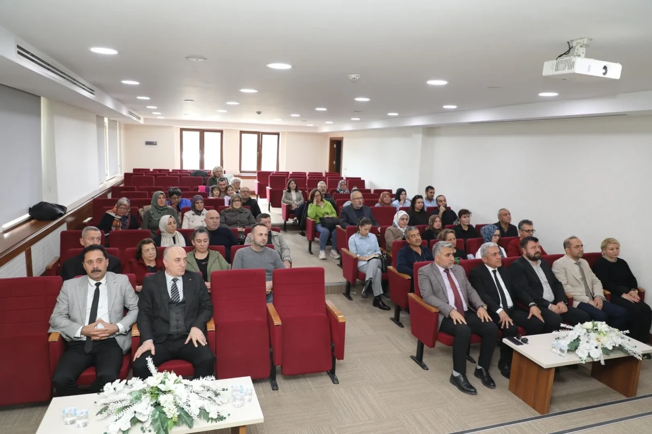 Eskişehir'de safran üretimi 122 dekara ulaşarak birincilik yolunda ilerliyor