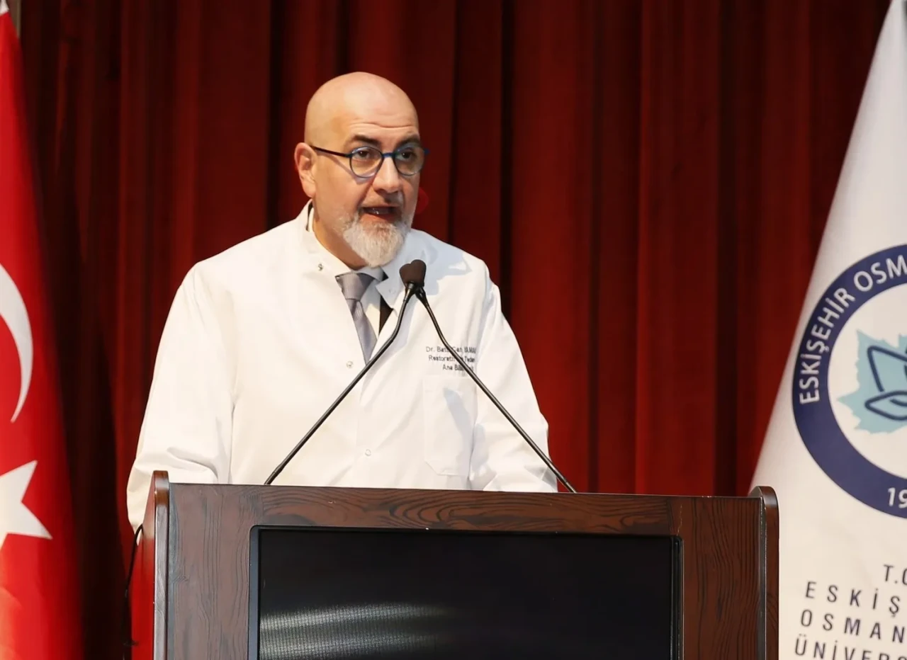 ESOGÜ’lü diş hekimi adayları beyaz önlüklerini giyerek mesleğe ilk adımlarını attı