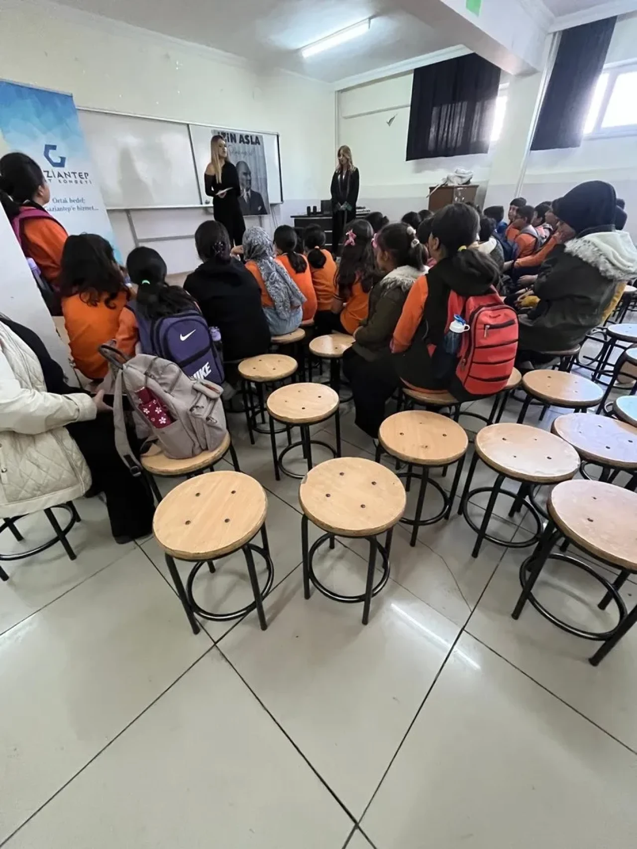 Gaziantep'te Tekirsin Mahallesi'ne anne-çocuk kütüphanesi açıldı