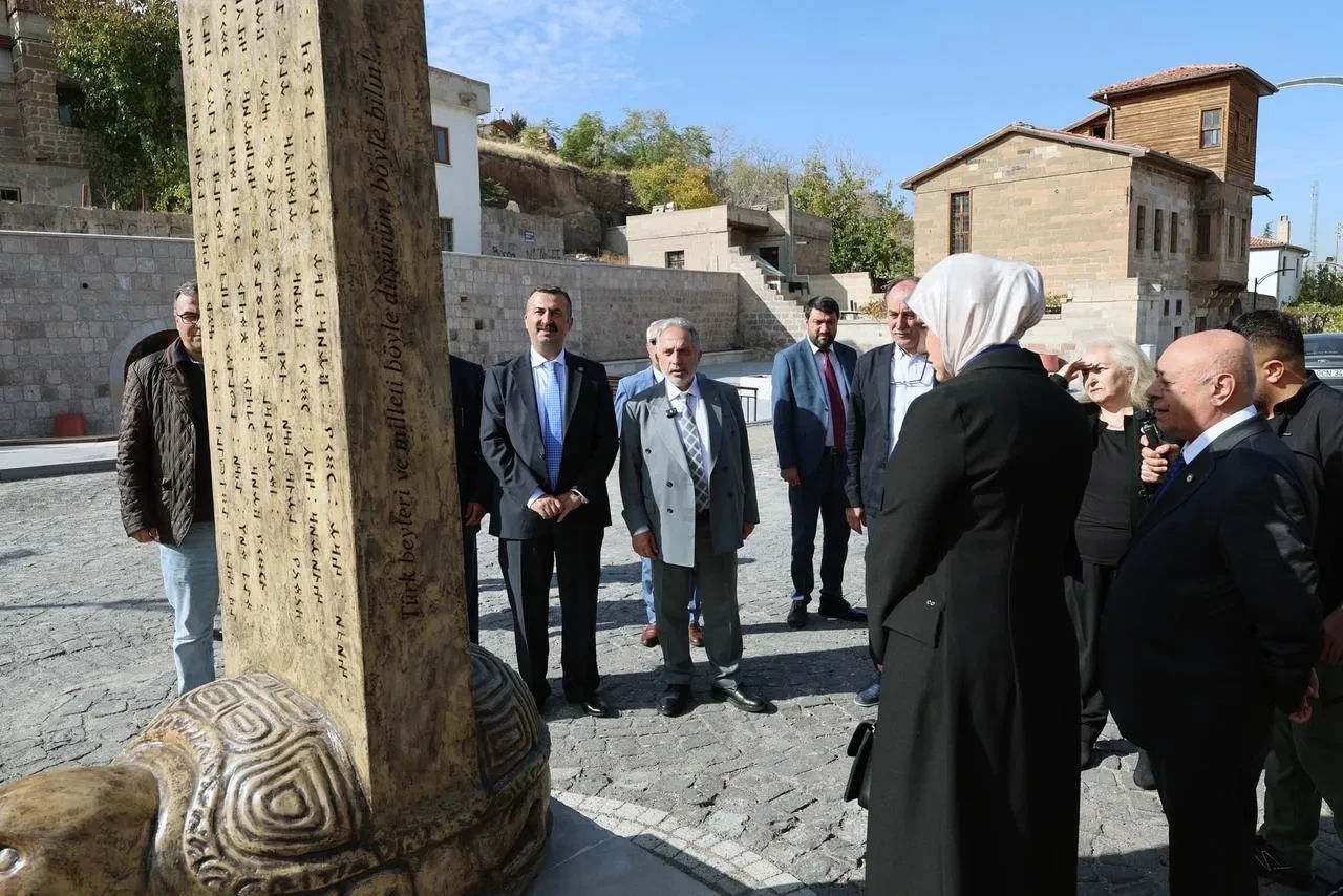 Talas Belediyesi Türkçe Sokağı’nda yazar ve şairleri bir araya getirdi