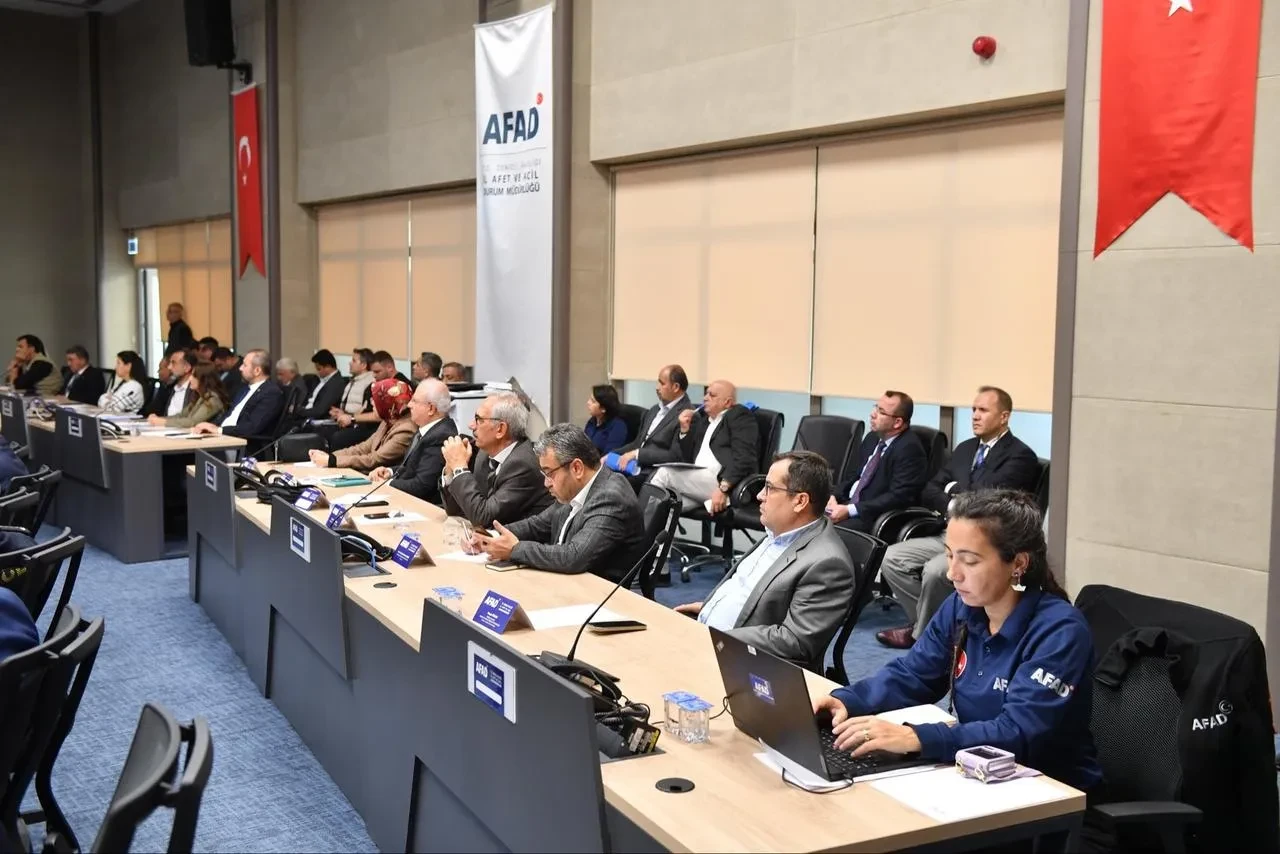 Denizli'de afet risklerini azaltmak için İRAP toplantısı yapıldı