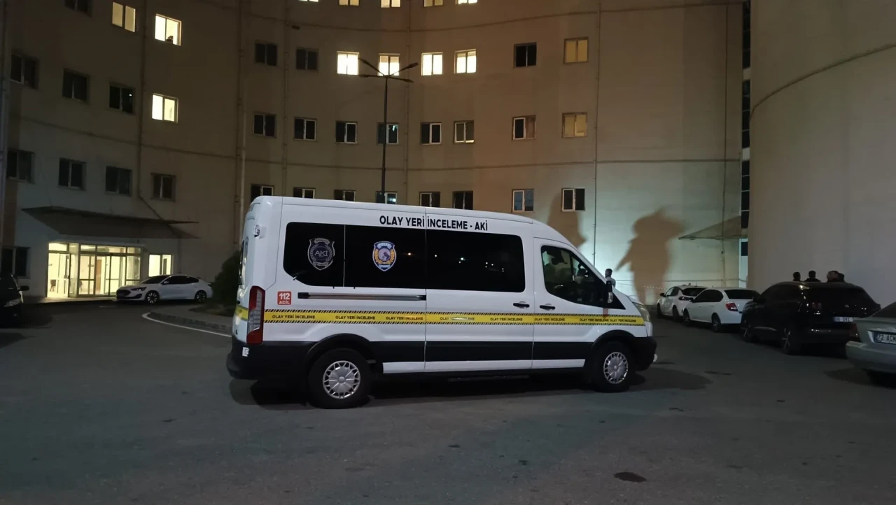 Batman’da Eğitim ve Araştırma Hastanesi’nin 5. katından atlayan şahıs hayatını kaybetti