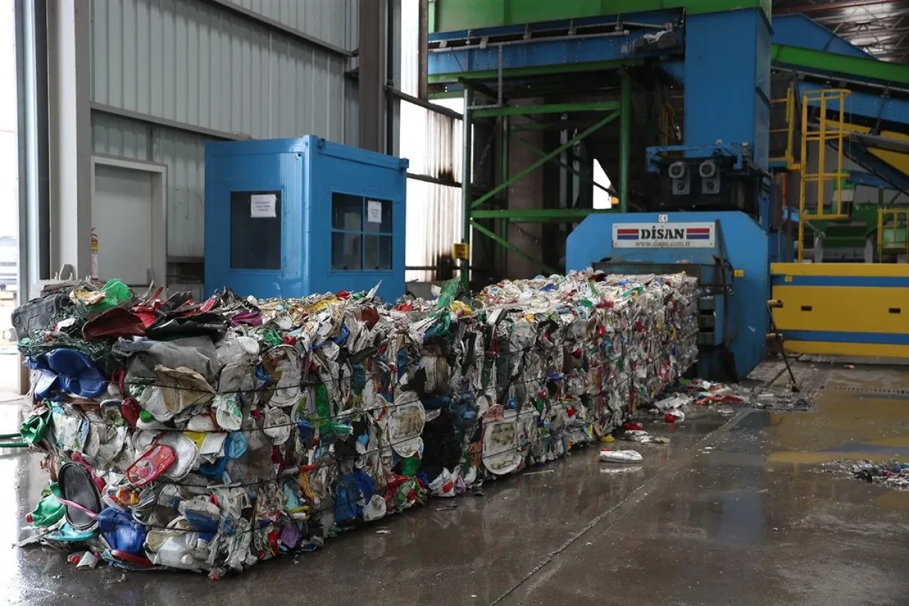 Sakarya'da atık yönetimi için yerli dijital uygulama hayata geçti