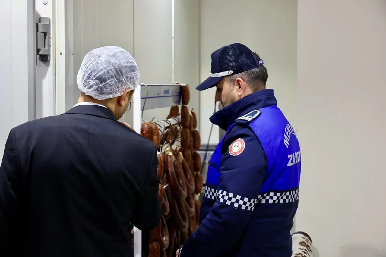 Menteşe’de kasaplarda halk sağlığı için kapsamlı denetimler gerçekleştirildi