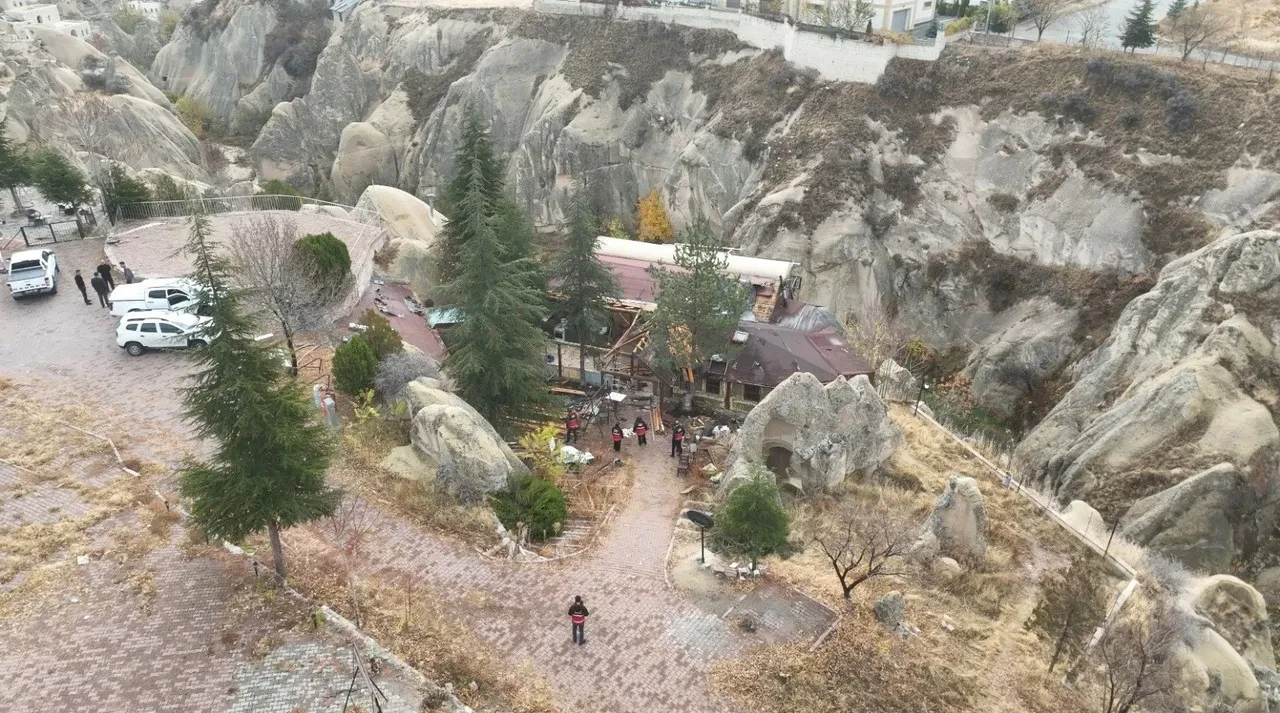 Nevşehir'de kaçak yapılan kafe için yıkım kararı alındı