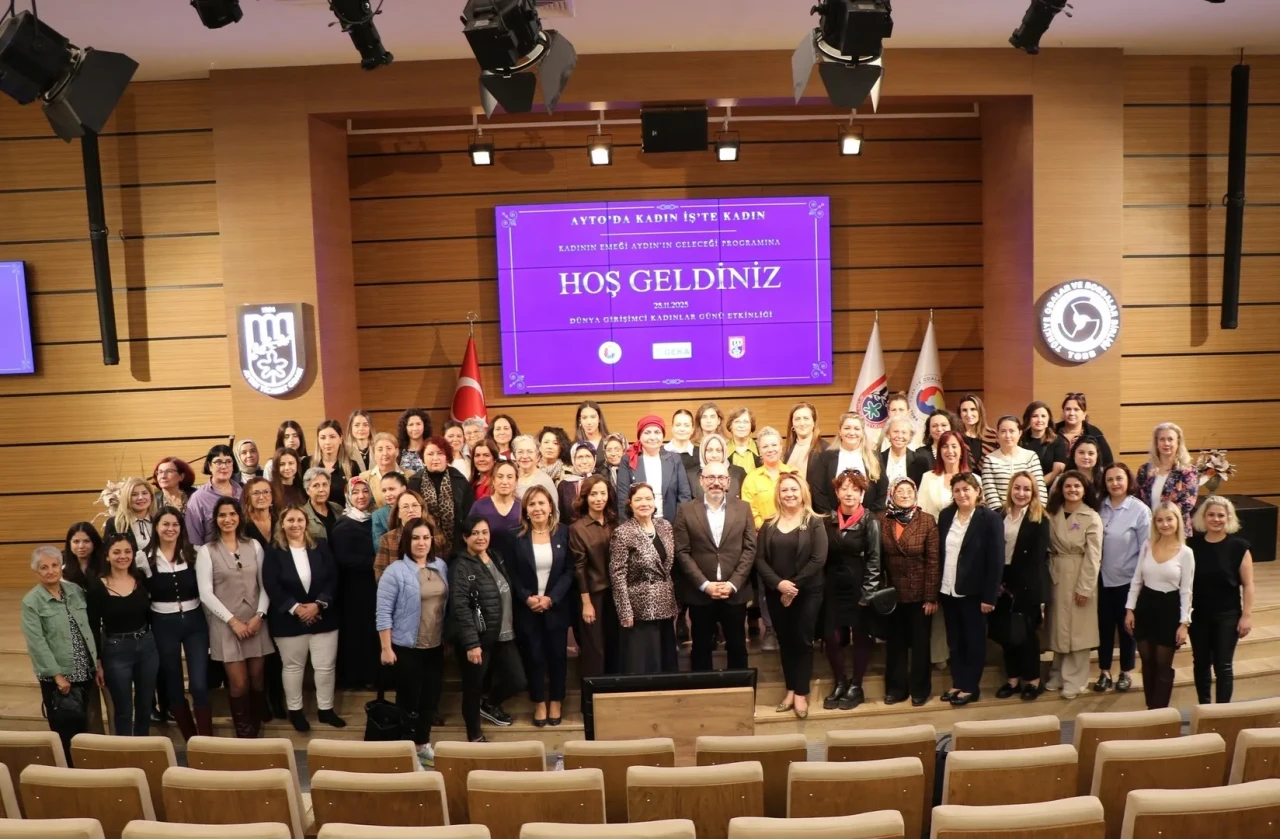 Aydın'da kadın emeği geleceğe yön veriyor ve sertifikalar dağıtıldı