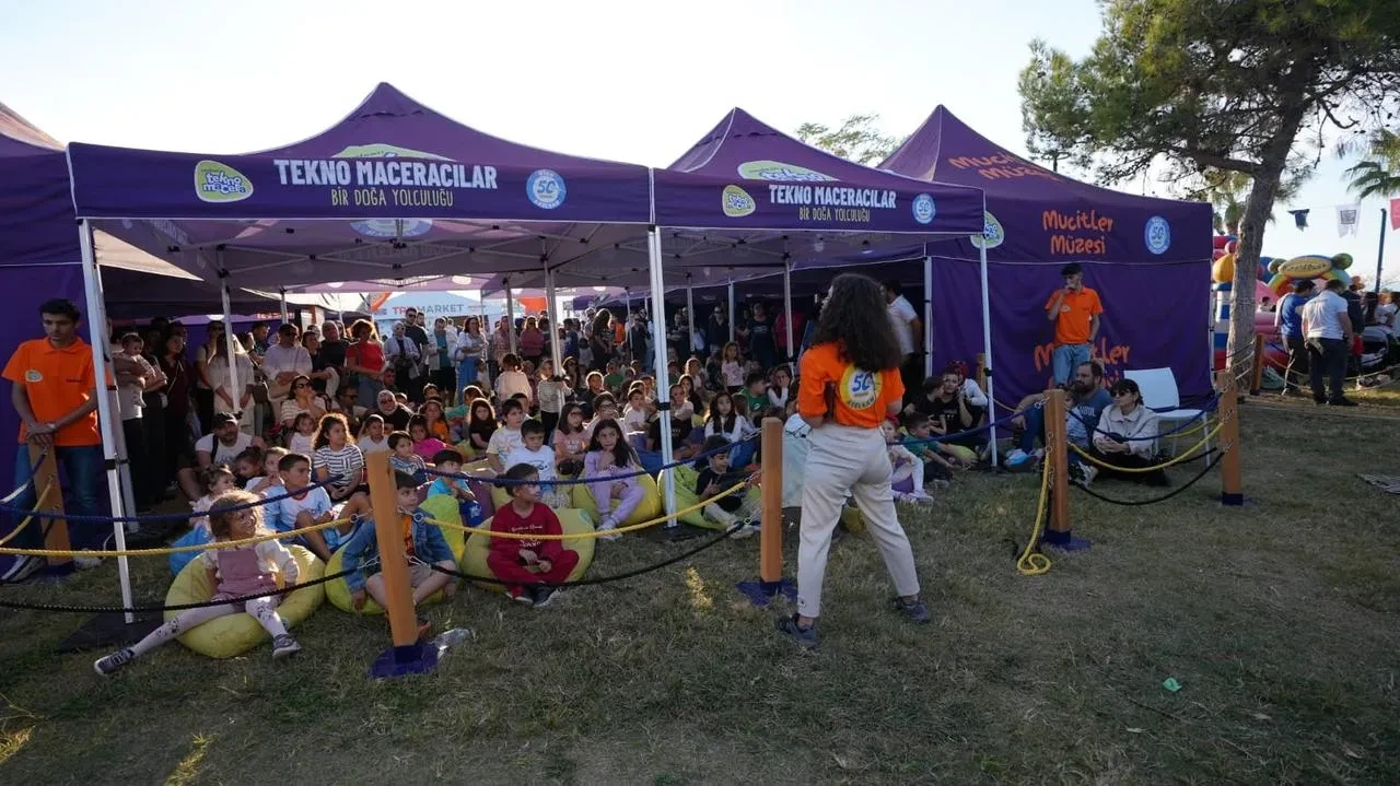 ASELSAN Tekno Macera Tırı Antalya’da çocuklarla buluştu