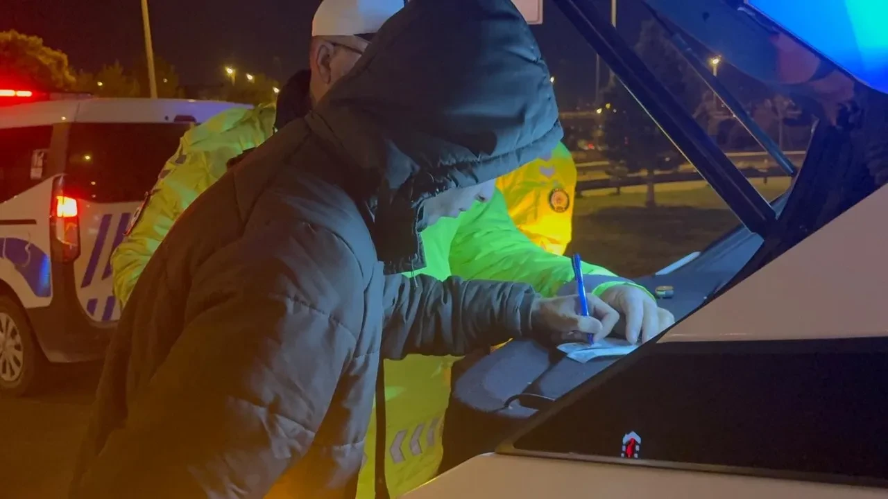 ```html Alkollü Kaza ```