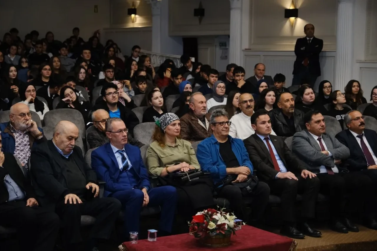 Ordu'da Sezai Karakoç anısına edebiyat programı düzenlendi